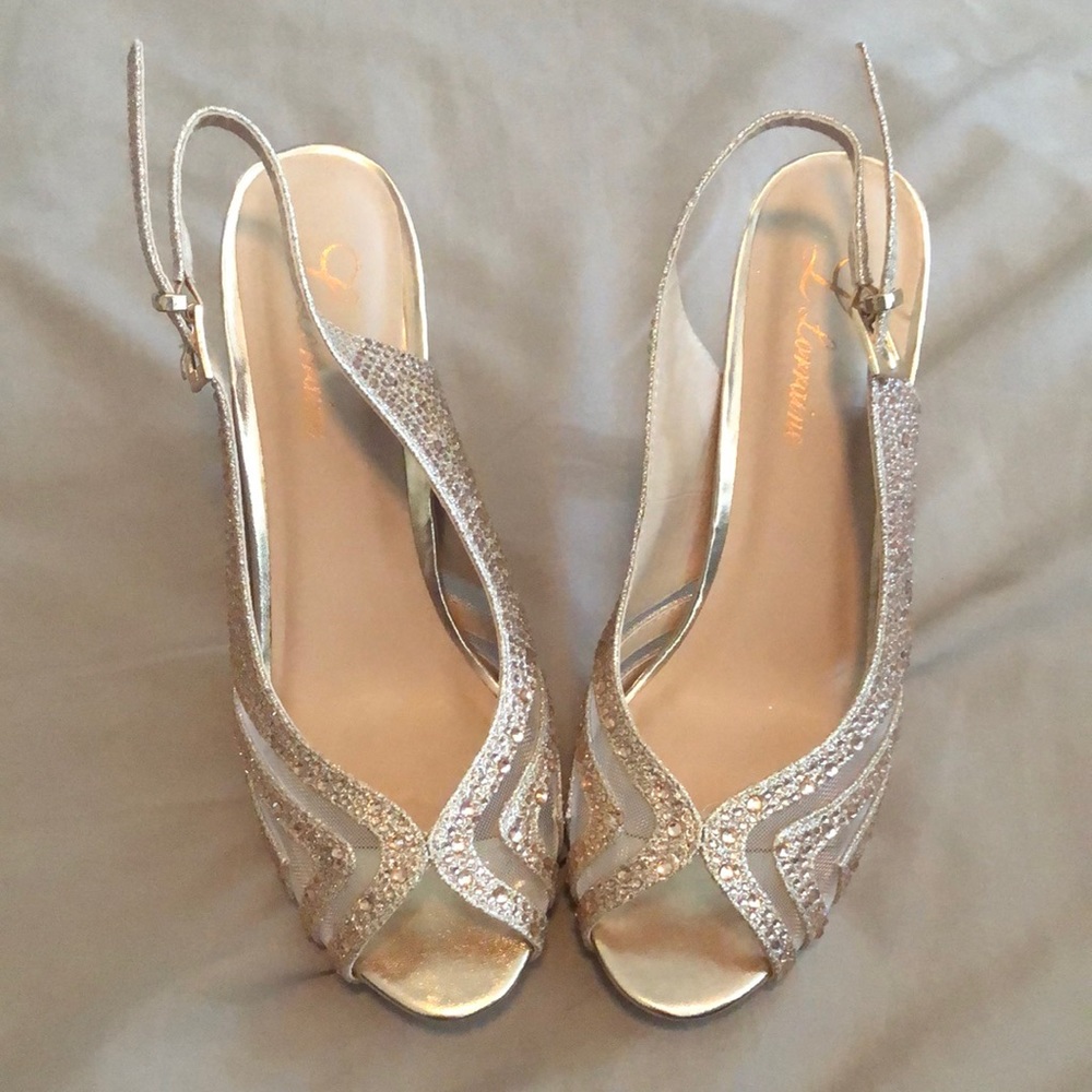 L Lorraine size 7, worn once